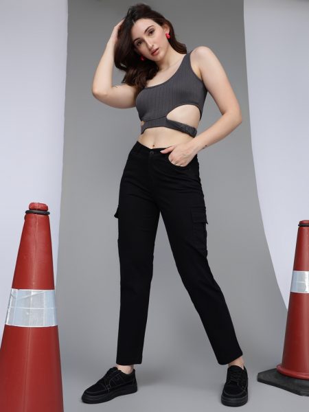 Women Black Comfort Straight Fit High-Rise Cotton Cargo Trousers
