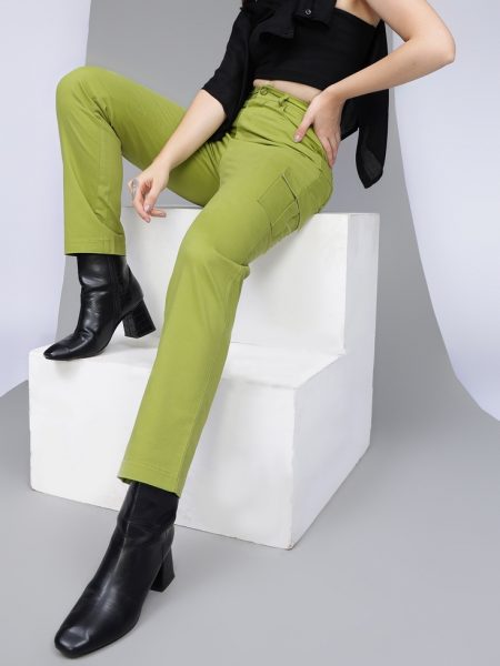 Women parrot Comfort Straight Fit High-Rise Cotton Cargo Trousers