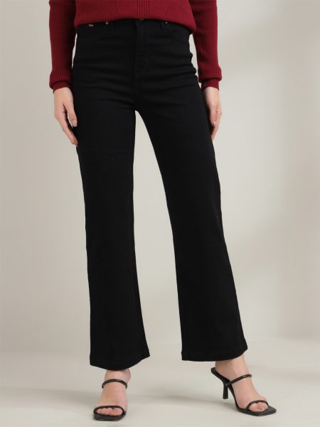 Women Black Comfort Super High-Rise Straight Fit Stretchable Jeans
