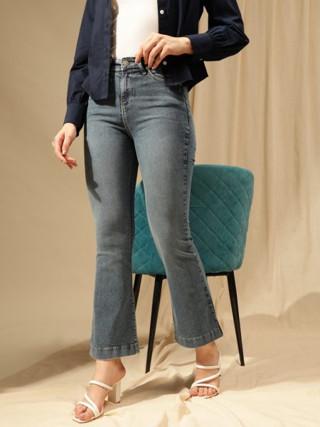 Women Dark Blue Comfort Flared High-Rise  Stretchable Jeans